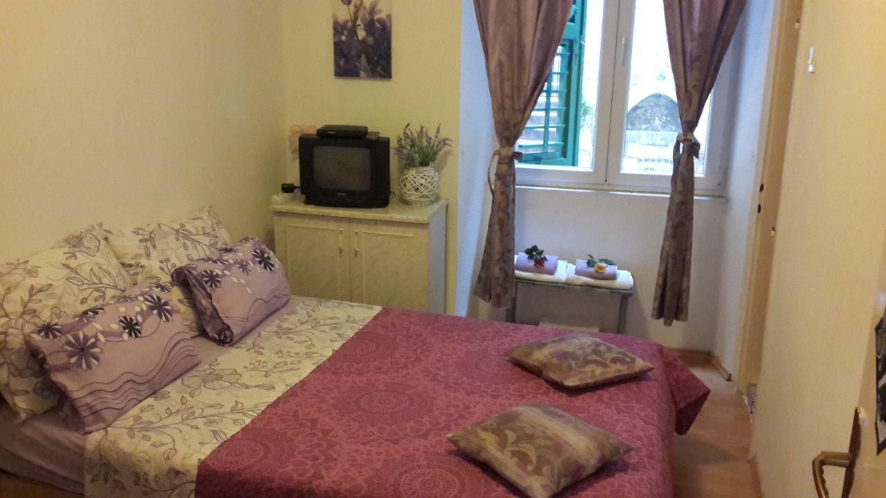 Dino Apartment Split Bagian luar foto